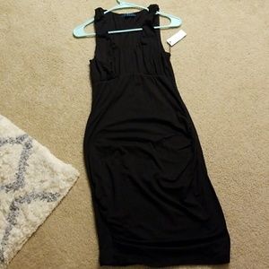 Black sleeveless mid dress